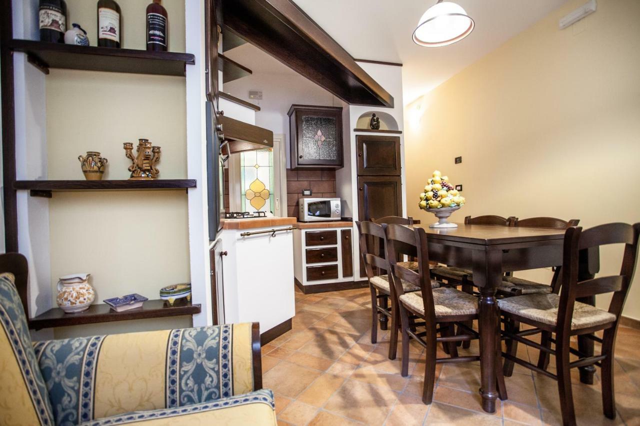 Apartament Tina House - Il Cortile Nel Centro Storico Di Taormina Zewnętrze zdjęcie
